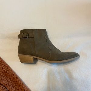 Daytrip Suede Booties